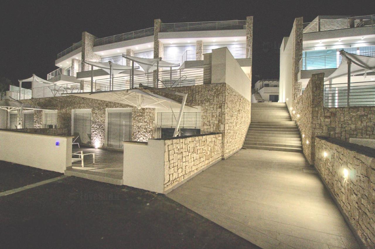 Jacuzzi Holiday Homes By Lovesud Santa Maria di Leuca Exterior photo
