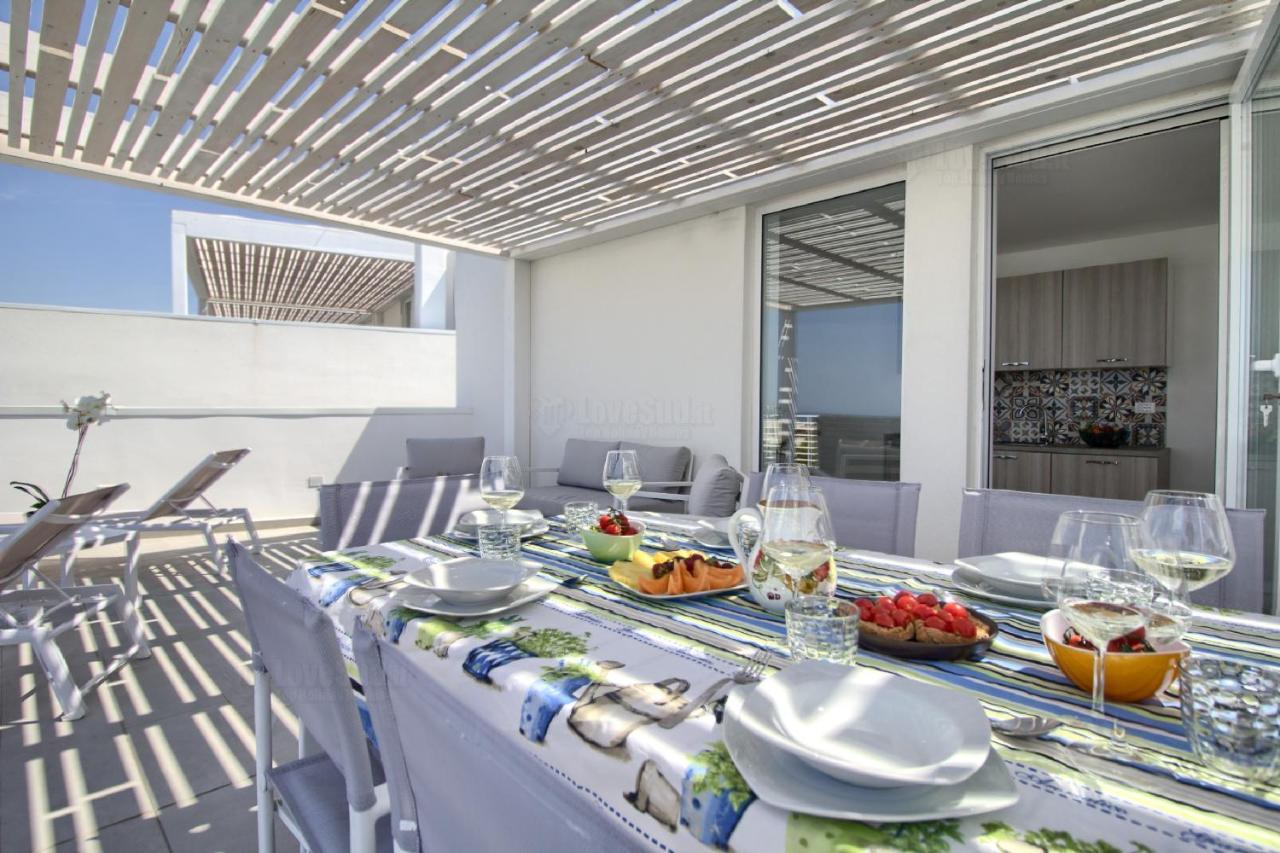 Jacuzzi Holiday Homes By Lovesud Santa Maria di Leuca Exterior photo