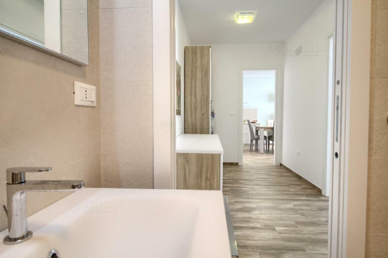Jacuzzi Holiday Homes By Lovesud Santa Maria di Leuca Exterior photo